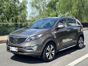 Auto Usata 2.0L Automatica Trazione Anteriore GLS - SUV Compatto Ben Mantenuto, Veicolo Familiare a Basso Consumo per <span class=keywords><strong>Kia</strong></span> <span class=keywords><strong>Sportage</strong></span> 2014 - Product Image 2