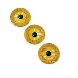 저렴한 장거리 <span class=keywords><strong>RFID</strong></span> 태그 접착 태그 Uhf <span class=keywords><strong>RFID</strong></span> Nfc 라벨 스티커 - Product Image 1