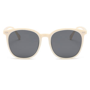 Gafas de Sol Cuadradas de Plástico Personalizadas 2024, Protección Solar para Exteriores, Gafas de Verano para Mujer, Venta al Por Mayor - Product Image 2