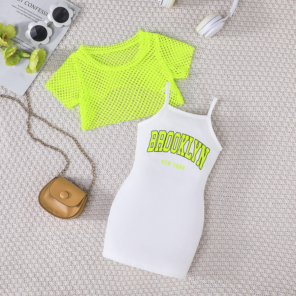 Fluorescent green