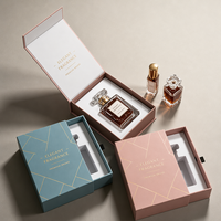 Boîte cadeau rigide en papier d'art imperméable haut de gamme, imprimée sur mesure, pour l'emballage de bougies et de diffuseurs de parfum