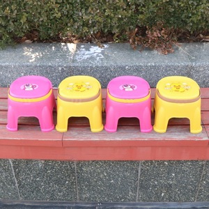 Jiajiale Children's Plastic <b>Step</b> <b>Stool</b> 19Cm Diameter Non Slip Bath <b>Stool</b> For Kids Toilet Training - Product Image 2