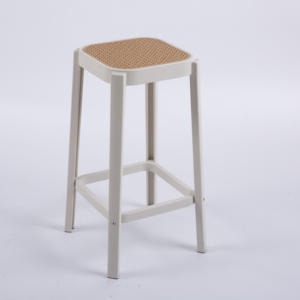 Sillas de Bar de ratán de ocio al por mayor taburete alto de plástico cómodo de nuevo diseño estilo moderno - Product Image 1