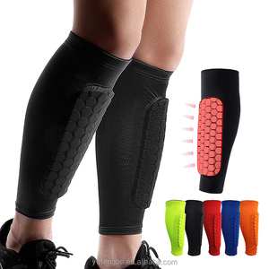 Équipement <span class=keywords><strong>de</strong></span> protection <span class=keywords><strong>de</strong></span> football pour jeunes Protecteurs <span class=keywords><strong>de</strong></span> jambes anti-collision Chaussettes Chaussettes <span class=keywords><strong>de</strong></span> mollet en EVA Caractéristiques du protège-<span class=keywords><strong>tibia</strong></span> en nylon élastique - Product Image 2