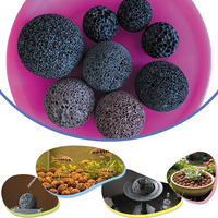 Ornements artisanaux très demandés, boules de pierre poreuses diffuseuses de parfum, boules de pierre volcanique recouvertes de plantes, noir, gris, rouge