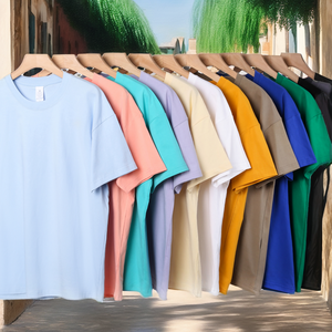 Camiseta de Manga Corta de Algodón Peinado de Alta Calidad 230g, Diseño Liso para Impresión por Descarga, Cuello Redondo, Venta al por Mayor para Hombre y Mujer - Product Image 2
