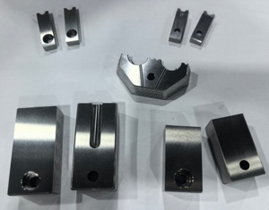 Bloques Cuadrados de Carburo de Tungsteno Rectificados a Medida de Ultra Precisión (0.001mm - 0.01mm) para Piezas de Molde de Alta Dureza - Product Image 2