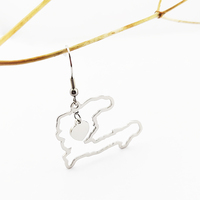 Boucles d'oreilles carte d'Haïti plaqué or 18 carats en acier inoxydable boucles d'oreilles carte de pays d'Haïti minimaliste bijoux carte d'Haïti pour cadeau de voyage