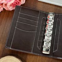 Nuevo y elegante cuaderno portátil creativo para estudiantes, de piel sintética PU A7, color marrón oscuro, con doble anilla y hojas sueltas.