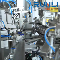 Machine d'emballage automatique pour sachets préformés de beurre de cacahuète, mayonnaise, salsa, crème, fromage et sauces