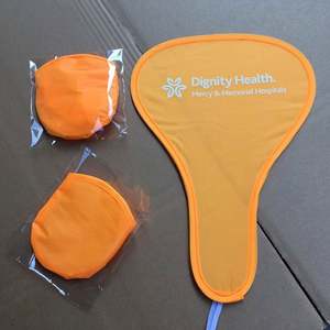 Éventail pliable personnalisé avec logo, en polyester 190T, portable et compact, cadeau promotionnel - Product Image 6