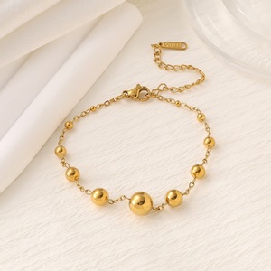 Ensemble Collier et Bracelet Perles Transférées Luxe Tendance - Collier Simple en Petites Perles Dorées 18K pour Femme Vente en Gros - Product Image 5