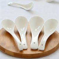 Vente en gros de tasses à café blanches simples de haute qualité, cuillères en céramique, tasses à thé, cuillères à soupe en porcelaine