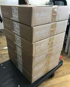 Commutateur réseau géré HPE JL668A <span class=keywords><strong>Aruba</strong></span> <span class=keywords><strong>6300F</strong></span> 24 ports avec fonctions PoE + VLAN SNMP et QoS pour les entreprises et les PME - Product Image 6