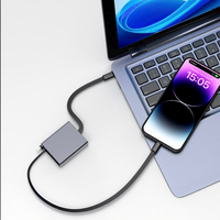 Kabel Data Retraktil Satu Arah dengan Konektor USB-A/Type-C Pengisian Cepat 66W untuk Penggunaan di Mobil