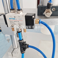 Guangzhou Sipuxin Cosmetics Production Equipment Parfum Collaring Machine pour l'industrie du parfum