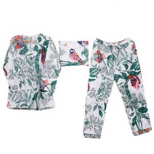 Conjunto de Pijama Elegante de Verano para Mujer con Estampado de Jungla, Algodón Puro, Cuello en V, Cintura Elástica Suave, Mangas Largas, Secado Rápido - Product Image 1