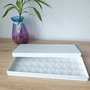 Boîte à chocolat é<span class=keywords><strong>l</strong></span>égante de qualité alimentaire haut de gamme avec impression couleur de haute qualité pour <span class=keywords><strong>l</strong></span>'emballage de chocolats - Product Image 1