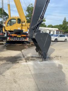 Excavatrice Volvo EC290BLEC210B d'occasion, modèle 2020, godet de 3 m, poids opérationnel de 21 tonnes, bon état, à Shanghai, Chine - Product Image 5