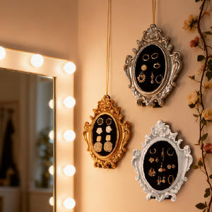 विटोरियन-शैली के बालियां नाखून कला रिंग धारक सजावटी फोटो फ्रेम गहने प्रदर्शन रेसिन फोटोग्राफी प्रोप्स - Product Image 4