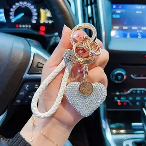Fanhua gantungan kunci mobil berlian buatan, gantungan kunci mobil bentuk hati kristal berlian penuh modis, gantungan kunci mobil