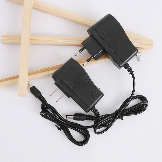 Latest Design 5V 2A Stable Output Power Supply Adapter 5V 2A Wall-Mounted Power Adapter