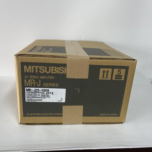 Servoamplificador de CA Mitsubishi MR-J2S-500A - Product Image 1