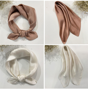 وشاح حريري نقي مربع مطبوع مخصص للنساء أوشحة حريرية للنساء - Product Image 3