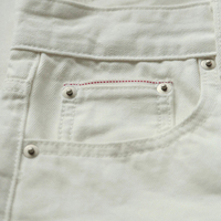 Pantalon en jean YAXI personnalisé blanc cassé pour homme, coupe décontractée, jambe large et ample, style baggy, idéal pour un look urbain décontracté