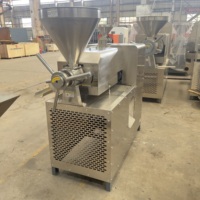 Presse à huile automatique à vis haute efficacité et économe en énergie pour noix de coco et olive, capacité 500 kg/h pour la production d'huile comestible en petites séries