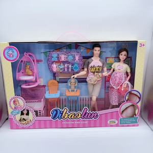 ตุ๊กตาครอบครัว 5 <span class=keywords><strong>คน</strong></span> รุ่นใหม่ ขายดี ปี 2023 สำหรับครอบครัวมี<span class=keywords><strong>คน</strong></span>ตั้งครรภ์ ตุ๊กตาคุณแม่ตั้งครรภ์ 30 ซม./กล่องสี พร้อมชุดอาหารและเตียงคู่ - Product Image 3