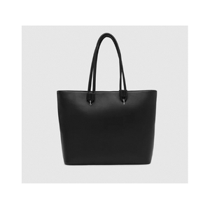 Sac fourre-tout pour femme d'inspiration urbaine, conçu en cuir véritable à 100 %, idéal pour le travail, les voyages et le shopping modernes. - Product Image 6