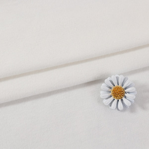 Tissu en jersey de coton peigné brossé blanc personnalisé, qualité A, pour doublure de vêtements pour bébé, rouleaux de textile en pur coton - Product Image 1