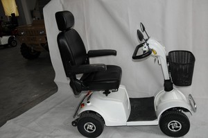 Scooter Eléctrico Ligero de 4 Ruedas <span class=keywords><strong>para</strong></span> Personas Mayores con Discapacidad - Product Image 4