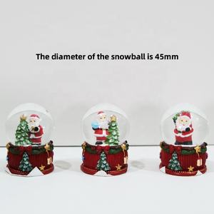 Produits de Noël 2023 à succès, décoration de table, globe à neige de Noël, bonhomme de neige, polo aquatique - Product Image 2