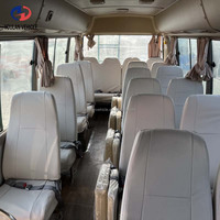 Minibus Toyota d'occasion en bon état, 20 places, pour le transport de passagers en Afrique, équipé d'un porte-bagages de toit