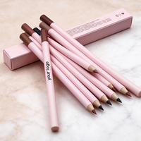 Crayon à lèvres waterproof mat brun foncé, crayon à lèvres crémeux vegan rose, crayon à lèvres vegan, marque privée