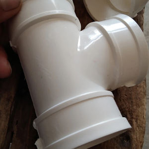 Coudes standard en plastique 90 et 45 PVC de 1/2 ", 1" et 3 "pour les tuyaux d'alimentation en eau et de drainage - Product Image 3