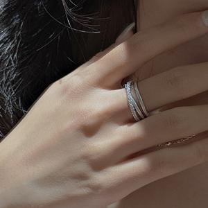 Anillo Cruzado de Plata Pura S925 con Baño de Oro Rosa, Diseño Geométrico Vintage con Incrustaciones de Circonita, Simple y Elegante - Product Image 3