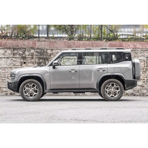 2024 Used Jetour Traveler 2.0T 5-Seat 4WD SUV, Gasoline Petrol <b>Automotive</b> Cars from China - Product Image 4