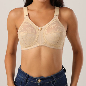 <span class=keywords><strong>Soutien</strong></span>-<span class=keywords><strong>Gorge</strong></span> Bralette <span class=keywords><strong>Grande</strong></span> <span class=keywords><strong>Taille</strong></span> à Bonnets Souples et Couvrance Totale, sans Armature ni Mousse, en Dentelle Fleurie, pour Poitrines Généreuses, avec Larges Bretelles - Product Image 2
