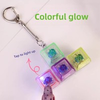 Porte-clés lumineux pour clavier mécanique PC, anti-stress, personnalisé, jouet de décompression, crochet de sac