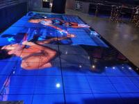 Dalles vidéo LED en verre trempé P3.91, luminosité élevée 1500 cd, IP65, charge 500 kg, pour concerts et grands événements