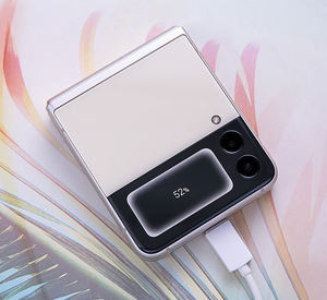 Teléfonos Celulares Originales de Marca Z Flip 4 8G 256G al por Mayor, 99% Nuevos, Teléfono Móvil Z Flip4 Desbloqueado, Smartphone 5G - Product Image 5