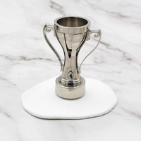 Coupe de petits trophées de sport en métal personnalisée 3D avec logo Trophées gagnants de football Badminton Football tout autour