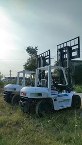 Forklift Diesel TCM FD70 Bekas 7 Ton dengan Mast 2 Tingkat, Sideshift, Garansi 1 Tahun, Tersedia - Product Image 2