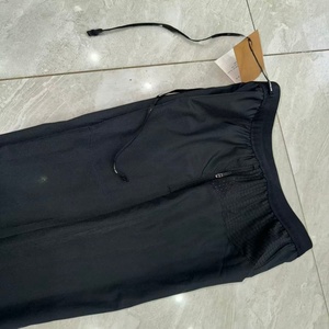 Nuovi <span class=keywords><strong>pantaloni</strong></span> da corsa <span class=keywords><strong>di</strong></span> alta qualità, <span class=keywords><strong>pantaloni</strong></span> da allenamento e fitness ad asciugatura rapida, <span class=keywords><strong>pantaloni</strong></span> sportivi riflettenti da <span class=keywords><strong>uomo</strong></span>. - Product Image 6