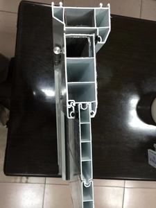 Venta al por mayor último diseño tradicional PVC/UPVC puerta del baño parrillas superficie acabada impermeable característica China baño otras puertas - Product Image 6