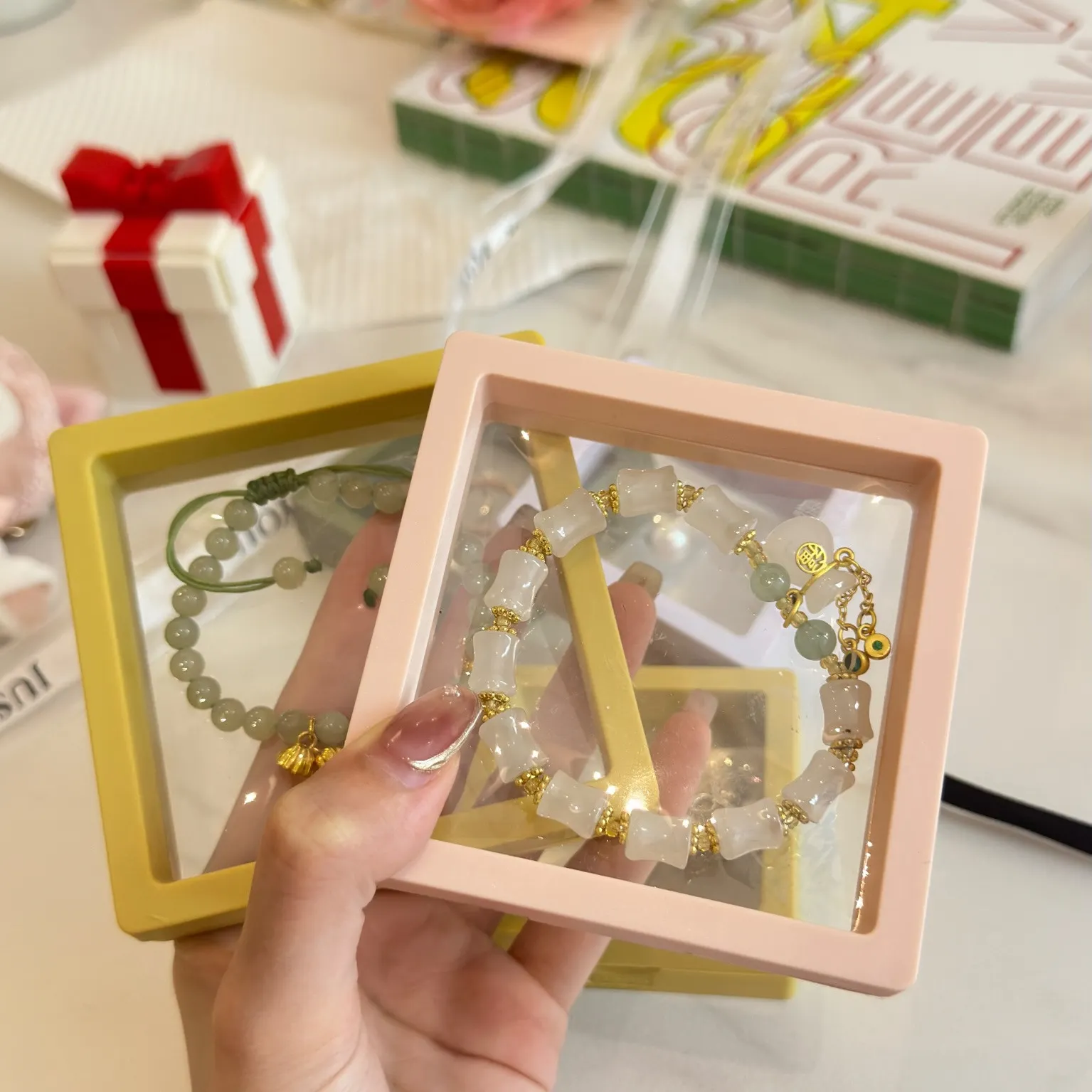 Caja de suspensión transparente 3D de alta calidad a precio de fábrica, caja flotante de joyería de película Pe transparente para exhibición de joyería de anillo