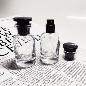 Logotipo personalizado y fabricante <span class=keywords><strong>de</strong></span> <span class=keywords><strong>perfumes</strong></span> <span class=keywords><strong>de</strong></span> color 30ml 50ml 100mL botella <span class=keywords><strong>de</strong></span> perfume <span class=keywords><strong>de</strong></span> vidrio vacía botellas <span class=keywords><strong>de</strong></span> perfume <span class=keywords><strong>de</strong></span> lujo con caja - Product Image 6